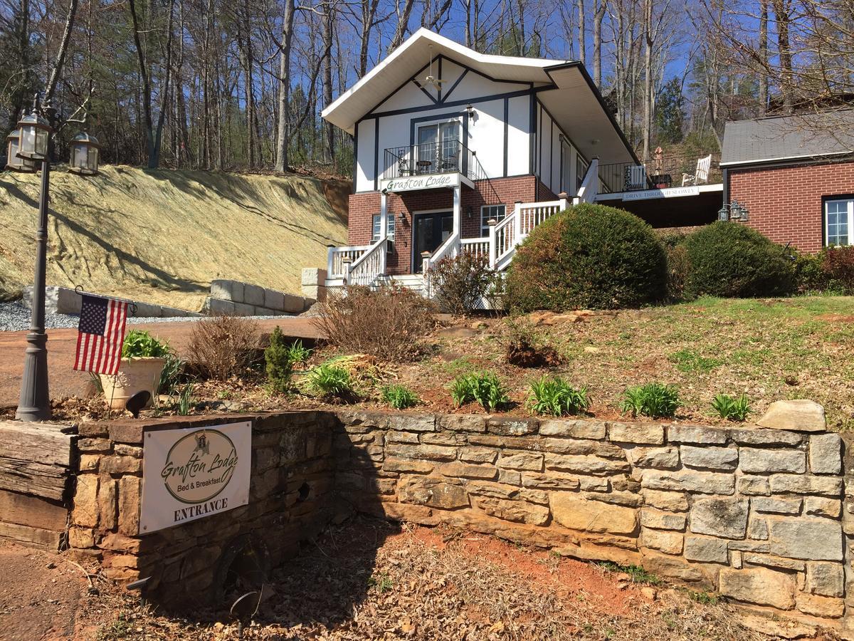 Grafton Lodge Lake Lure Exterior photo