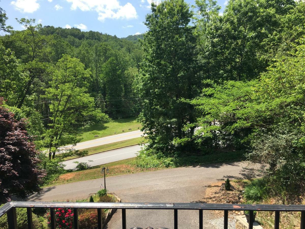 Grafton Lodge Lake Lure Exterior photo
